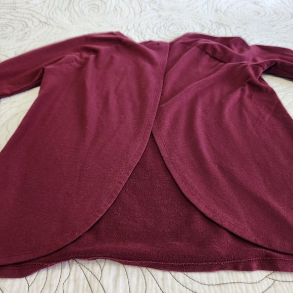 GUESS [XS] Burgundy Long Sleeved Crew Neck Open Back Guess Sweater - Picture 3 of 8